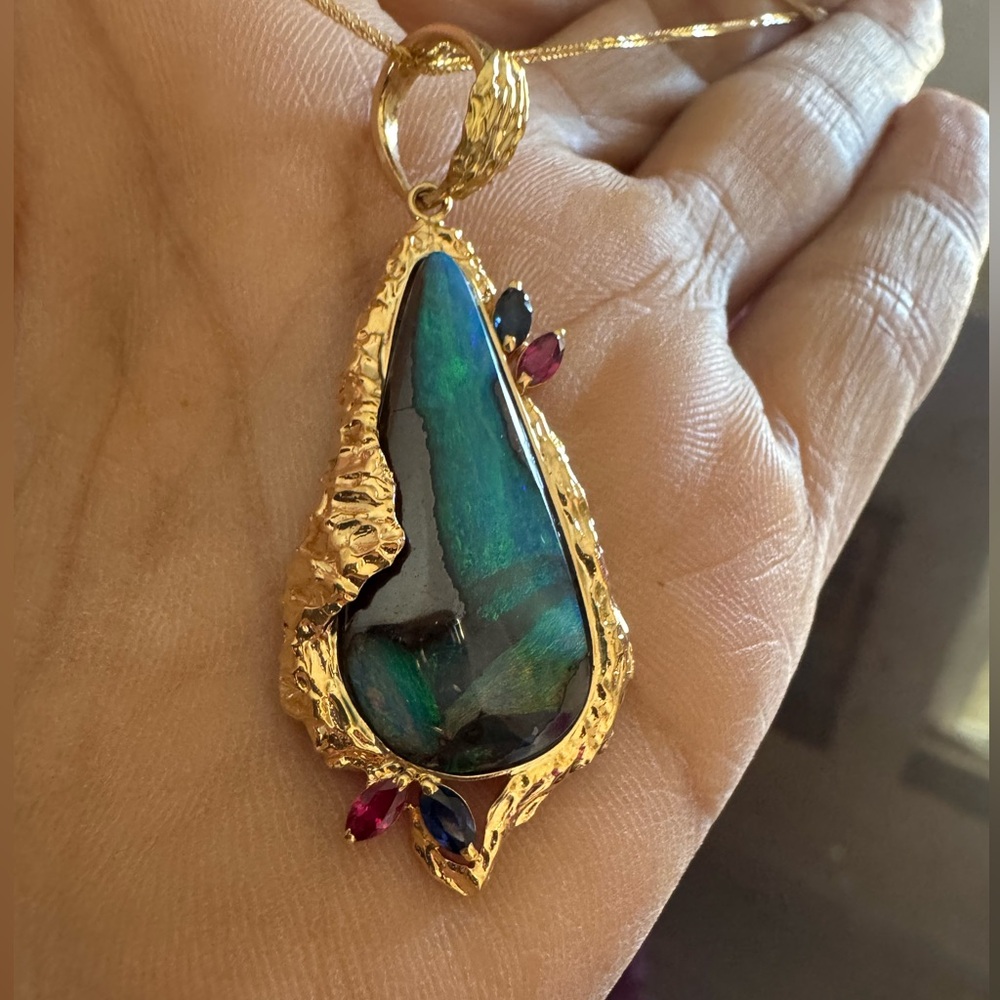 Exquisite 18K YG 10.18ct Fire Opal Pendant Ruby & Sapphire Pendant + 18” Chain